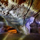 Immagine: Grotta Nietoperzowa (dei Pipistrelli) (Parco paesaggistico delle Valli di Cracovia, Valle Będkowska)