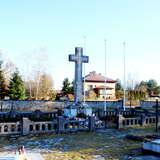 Bild: Quartier der Legionäre auf dem Gemeindefriedhof in Bydlin